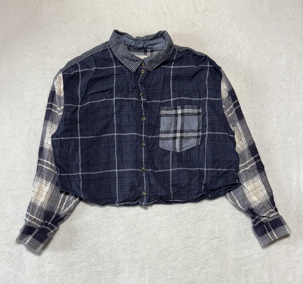 American Eagle Shirt Womens Large Blue Plaid Patchwork Cropped Long Sleeve